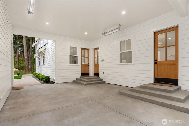 4948 NE North Tolo Road, Bainbridge Island, WA 98110