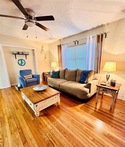 800 61ST STREET N, St Petersburg, FL 33710