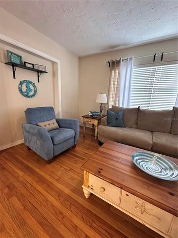 800 61ST STREET N, St Petersburg, FL 33710