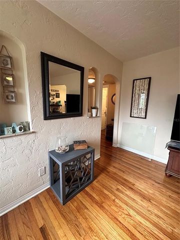 800 61ST STREET N, St Petersburg, FL 33710
