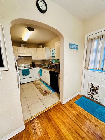 800 61ST STREET N, St Petersburg, FL 33710