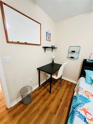 800 61ST STREET N, St Petersburg, FL 33710