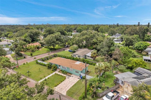 800 61ST STREET N, St Petersburg, FL 33710