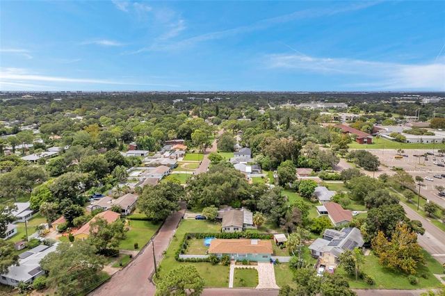 800 61ST STREET N, St Petersburg, FL 33710