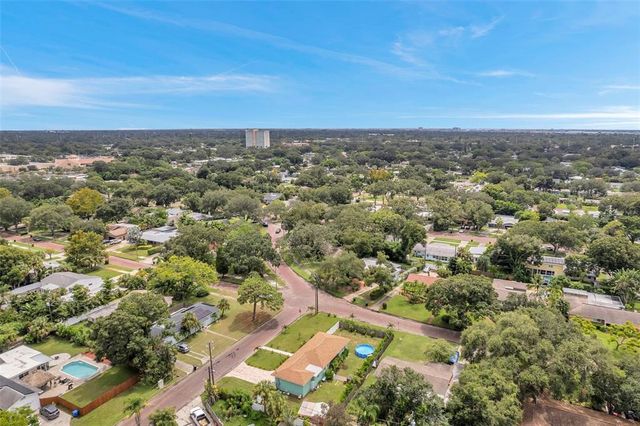 800 61ST STREET N, St Petersburg, FL 33710