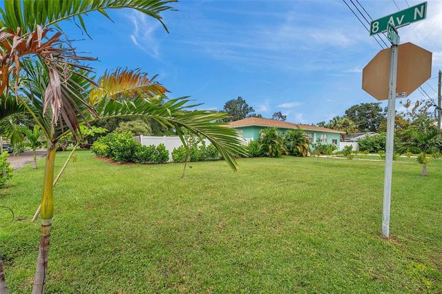 800 61ST STREET N, St Petersburg, FL 33710