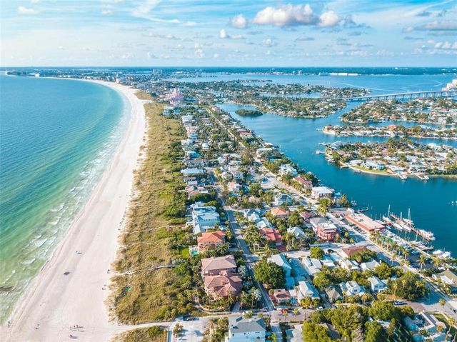 800 61ST STREET N, St Petersburg, FL 33710