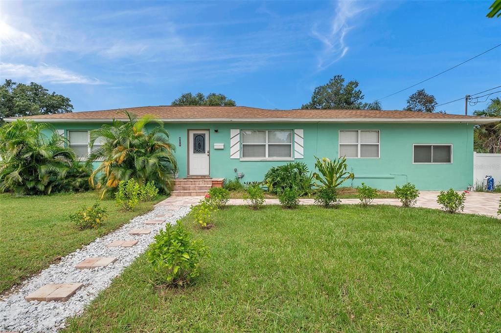 800 61ST STREET N, St Petersburg, FL 33710