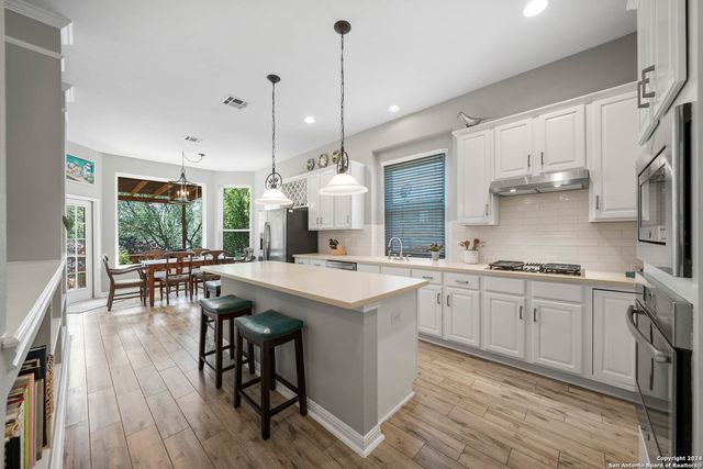2610 Rogers Frk, San Antonio, TX 78258
