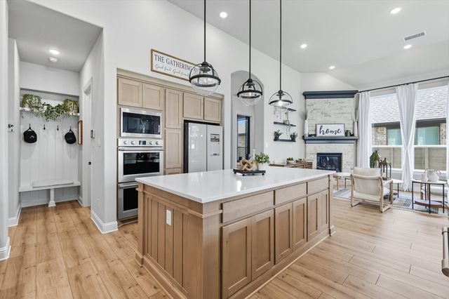 2016 Strolling Way, Argyle, TX 76226