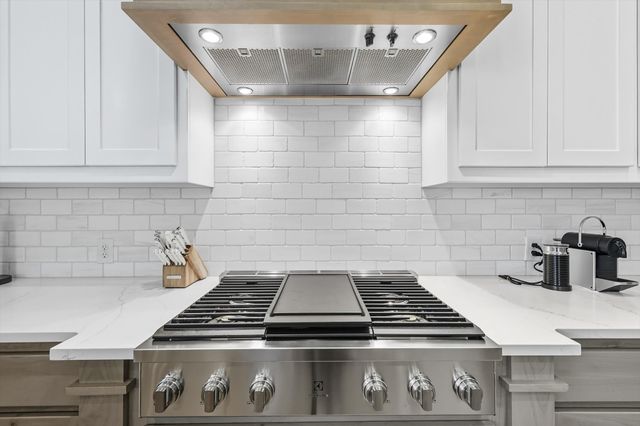 2016 Strolling Way, Argyle, TX 76226