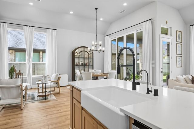 2016 Strolling Way, Argyle, TX 76226