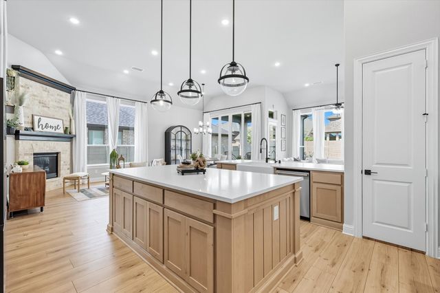 2016 Strolling Way, Argyle, TX 76226