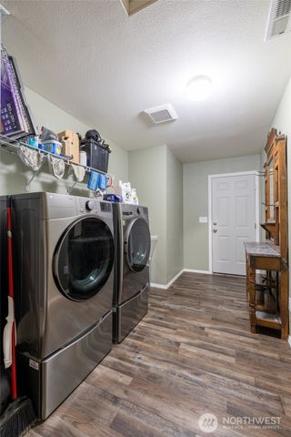 125 Apple Tree Lane, Onalaska, WA 98570