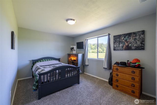 125 Apple Tree Lane, Onalaska, WA 98570