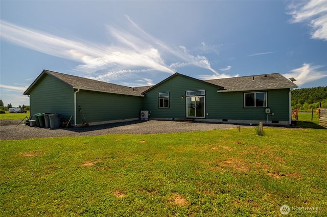 125 Apple Tree Lane, Onalaska, WA 98570