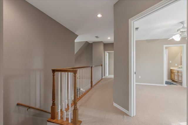 280 Hannah DR, Dripping Springs, TX 78620