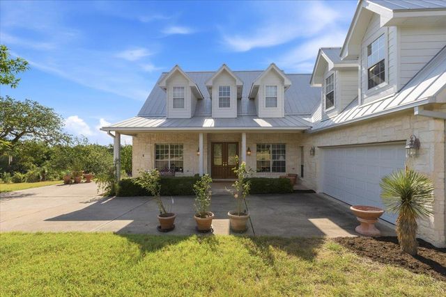 280 Hannah DR, Dripping Springs, TX 78620