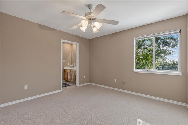280 Hannah DR, Dripping Springs, TX 78620