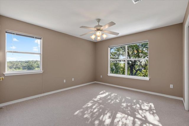 280 Hannah DR, Dripping Springs, TX 78620