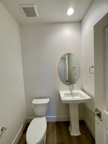 633 Silver Canoe Ct, Roseville, CA 95747