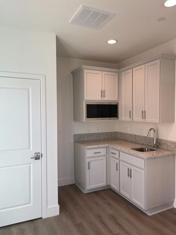 633 Silver Canoe Ct, Roseville, CA 95747