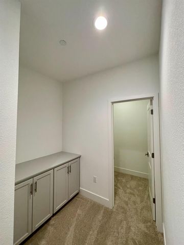 633 Silver Canoe Ct, Roseville, CA 95747