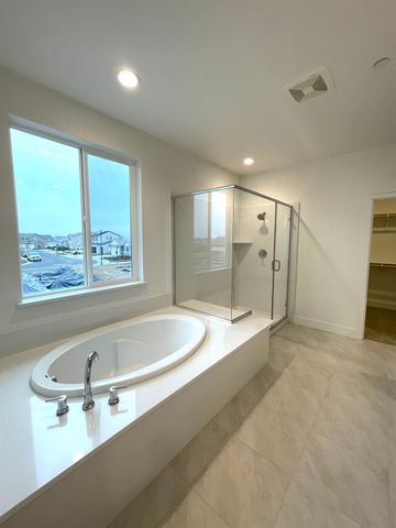 633 Silver Canoe Ct, Roseville, CA 95747