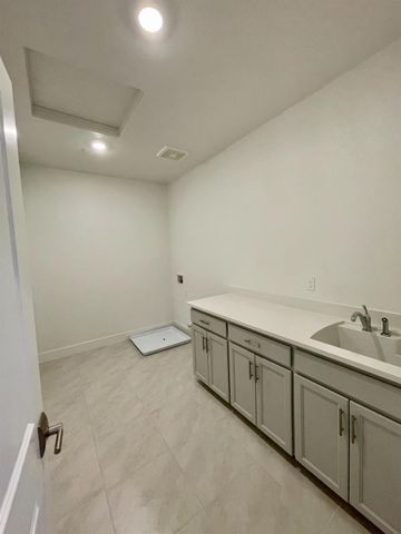 633 Silver Canoe Ct, Roseville, CA 95747