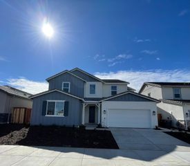 633 Silver Canoe Ct, Roseville, CA 95747