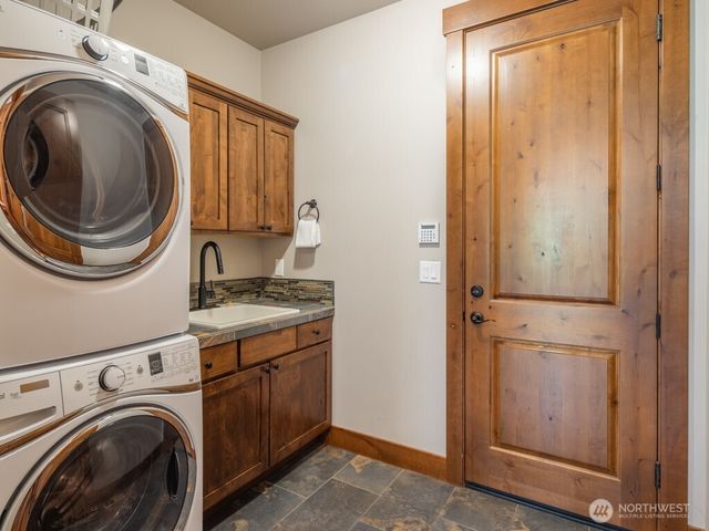 283 Sweet Shop Lane, Cle Elum, WA 98922