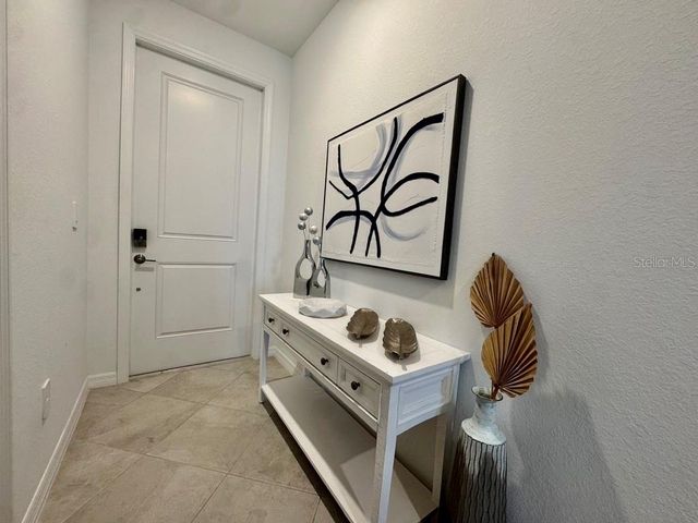 19116 SCALLOP LOOP 207, Lakewood Ranch, FL 34211