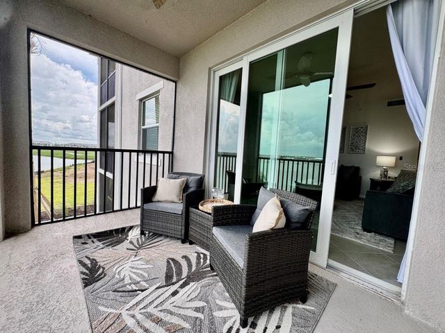 19116 SCALLOP LOOP 207, Lakewood Ranch, FL 34211