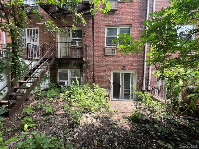 4832 59th Street Apt 1, Woodside, NY 11377