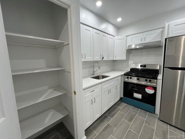 4832 59th Street Apt 1, Woodside, NY 11377