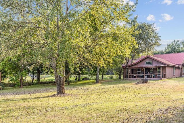 2868 State Highway 37 N, Clarksville, TX 75426