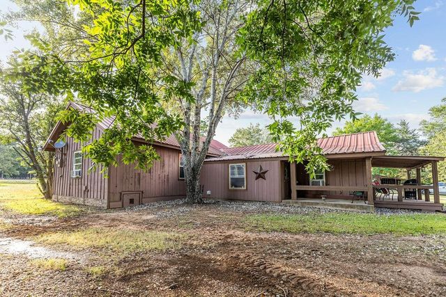 2868 State Highway 37 N, Clarksville, TX 75426