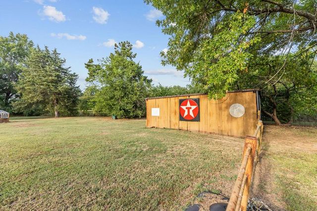 2868 State Highway 37 N, Clarksville, TX 75426