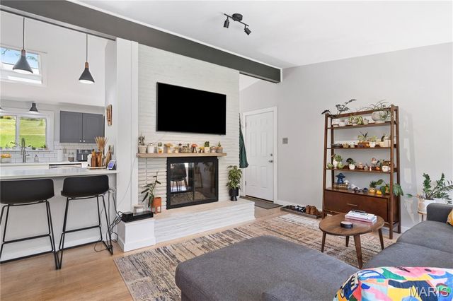 12212 Robyn Road, Sunset Hills, MO 63127