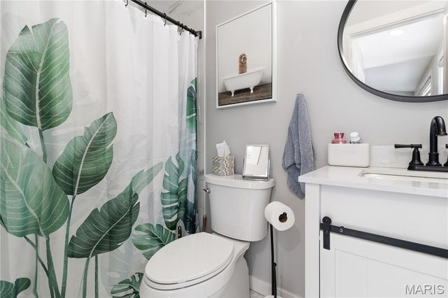12212 Robyn Road, Sunset Hills, MO 63127