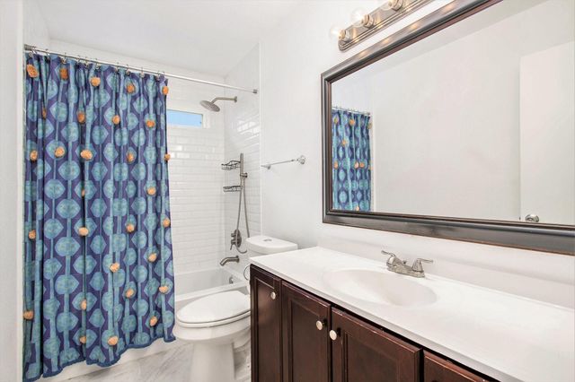 17223 Fife Lane, Webster, TX 77598