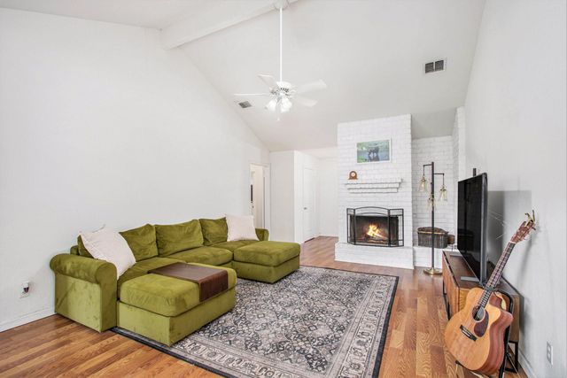 17223 Fife Lane, Webster, TX 77598