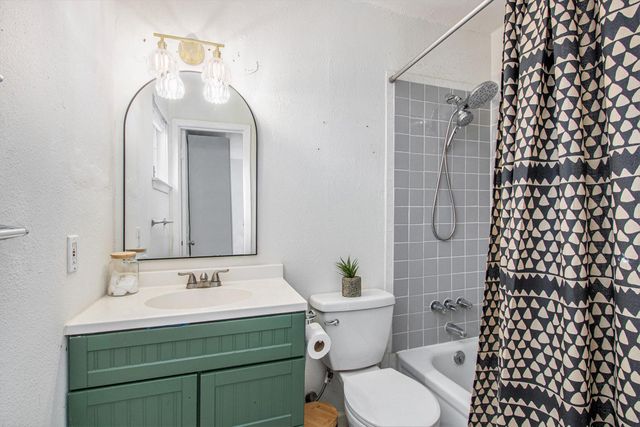 17223 Fife Lane, Webster, TX 77598