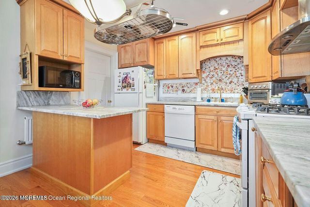 220 Marine Place, Avon-by-the-sea, NJ 07717