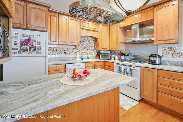 220 Marine Place, Avon-by-the-sea, NJ 07717