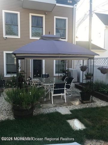 220 Marine Place, Avon-by-the-sea, NJ 07717