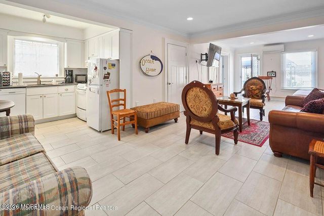 220 Marine Place, Avon-by-the-sea, NJ 07717