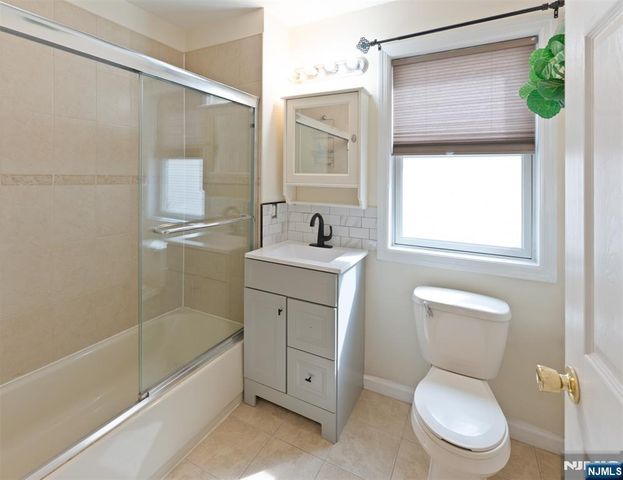 260 Custer Avenue 1, Jersey City, NJ 07305