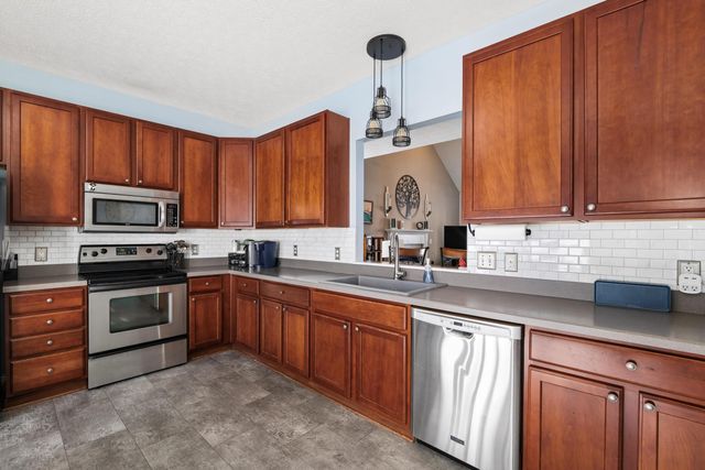 6102 Witherspoon Way, Westerville, OH 43081