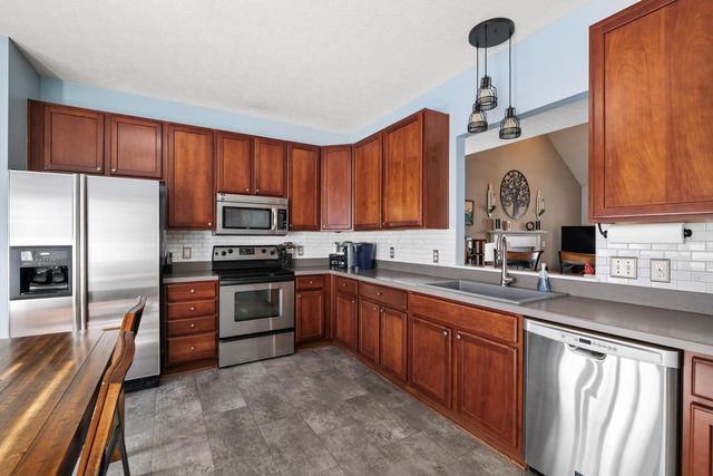 6102 Witherspoon Way, Westerville, OH 43081